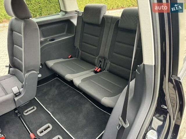 Чорний Фольксваген Туран, об'ємом двигуна 1.6 л та пробігом 147 тис. км за 8400 $, фото 43 на Automoto.ua