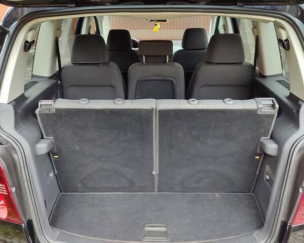 Чорний Фольксваген Туран, об'ємом двигуна 1.4 л та пробігом 260 тис. км за 6200 $, фото 3 на Automoto.ua