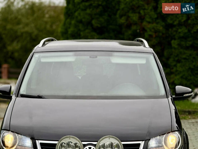 Чорний Фольксваген Туран, об'ємом двигуна 1.97 л та пробігом 279 тис. км за 8800 $, фото 73 на Automoto.ua