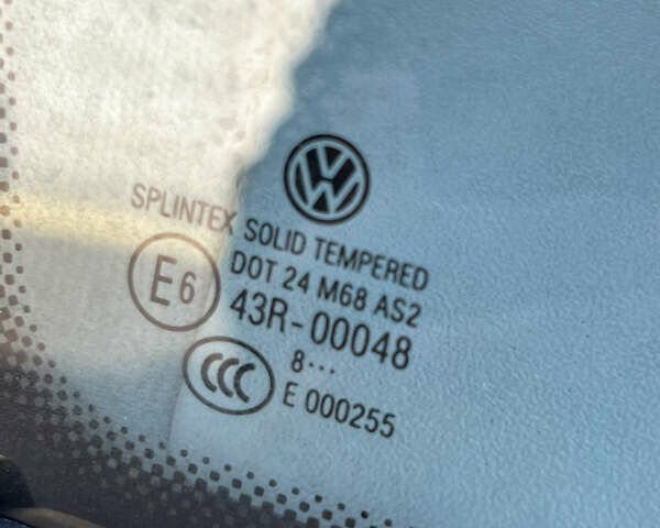 Черный Фольксваген Туран, объемом двигателя 1.9 л и пробегом 353 тыс. км за 6699 $, фото 27 на Automoto.ua