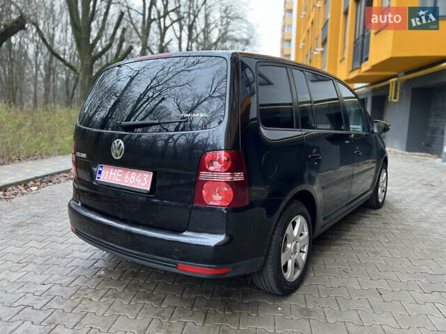 Черный Фольксваген Туран, объемом двигателя 1.6 л и пробегом 180 тыс. км за 8200 $, фото 18 на Automoto.ua