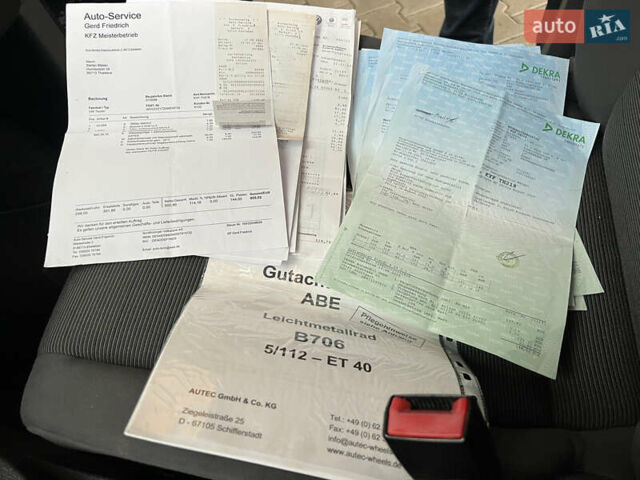 Черный Фольксваген Туран, объемом двигателя 1.6 л и пробегом 180 тыс. км за 8200 $, фото 52 на Automoto.ua