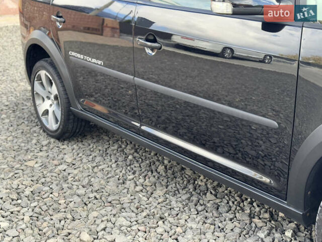 Чорний Фольксваген Туран, об'ємом двигуна 1.4 л та пробігом 220 тис. км за 8350 $, фото 14 на Automoto.ua