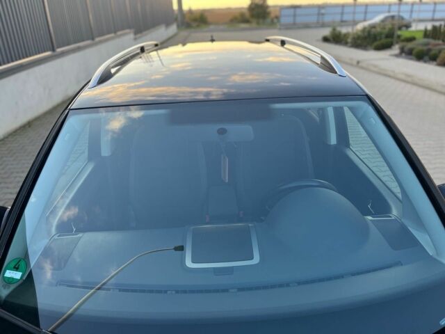 Черный Фольксваген Туран, объемом двигателя 1.6 л и пробегом 240 тыс. км за 8100 $, фото 12 на Automoto.ua