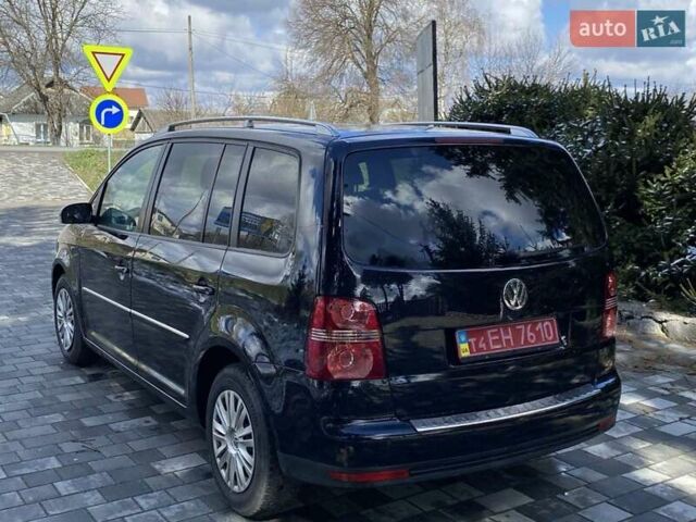 Чорний Фольксваген Туран, об'ємом двигуна 1.6 л та пробігом 189 тис. км за 7500 $, фото 1 на Automoto.ua