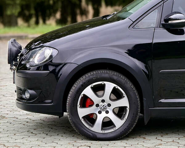 Чорний Фольксваген Туран, об'ємом двигуна 1.97 л та пробігом 279 тис. км за 8800 $, фото 80 на Automoto.ua