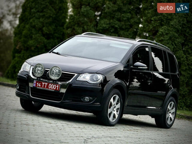 Чорний Фольксваген Туран, об'ємом двигуна 1.97 л та пробігом 279 тис. км за 8800 $, фото 1 на Automoto.ua