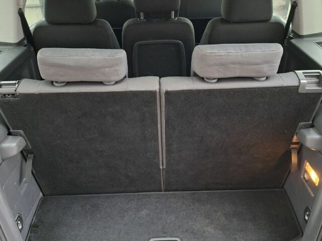 Черный Фольксваген Туран, объемом двигателя 0 л и пробегом 178 тыс. км за 7200 $, фото 5 на Automoto.ua