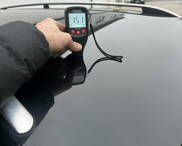 Черный Фольксваген Туран, объемом двигателя 1.4 л и пробегом 213 тыс. км за 8100 $, фото 72 на Automoto.ua