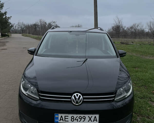 Черный Фольксваген Туран, объемом двигателя 1.6 л и пробегом 259 тыс. км за 11200 $, фото 2 на Automoto.ua