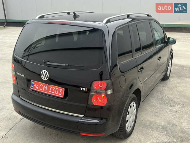 Черный Фольксваген Туран, объемом двигателя 1.4 л и пробегом 213 тыс. км за 8100 $, фото 8 на Automoto.ua