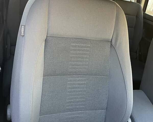 Черный Фольксваген Туран, объемом двигателя 1.4 л и пробегом 238 тыс. км за 7888 $, фото 245 на Automoto.ua