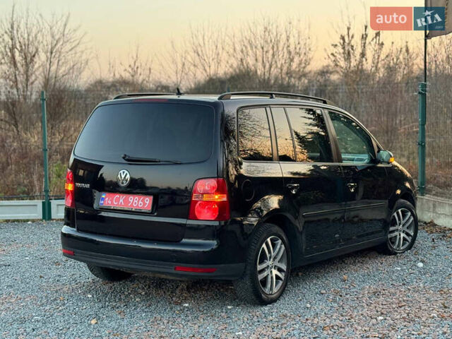 Черный Фольксваген Туран, объемом двигателя 1.6 л и пробегом 215 тыс. км за 7890 $, фото 37 на Automoto.ua