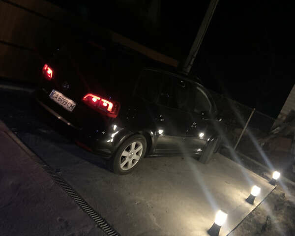 Чорний Фольксваген Туран, об'ємом двигуна 1.6 л та пробігом 227 тис. км за 9600 $, фото 39 на Automoto.ua