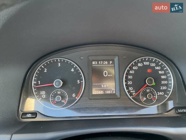 Чорний Фольксваген Туран, об'ємом двигуна 1.6 л та пробігом 227 тис. км за 9600 $, фото 23 на Automoto.ua