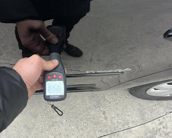 Черный Фольксваген Туран, объемом двигателя 1.4 л и пробегом 213 тыс. км за 8100 $, фото 64 на Automoto.ua