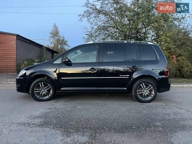 Черный Фольксваген Туран, объемом двигателя 1.4 л и пробегом 238 тыс. км за 7888 $, фото 212 на Automoto.ua