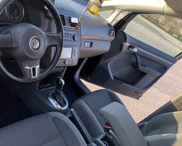 Чорний Фольксваген Туран, об'ємом двигуна 1.6 л та пробігом 227 тис. км за 9600 $, фото 20 на Automoto.ua