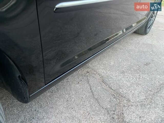 Черный Фольксваген Туран, объемом двигателя 1.4 л и пробегом 238 тыс. км за 7888 $, фото 29 на Automoto.ua