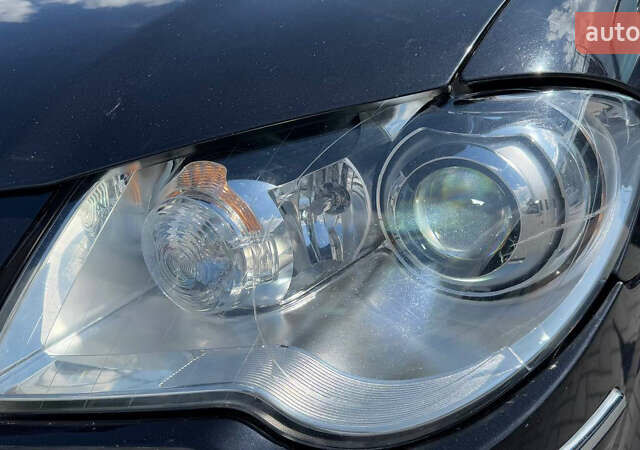 Черный Фольксваген Туран, объемом двигателя 1.97 л и пробегом 285 тыс. км за 7100 $, фото 16 на Automoto.ua