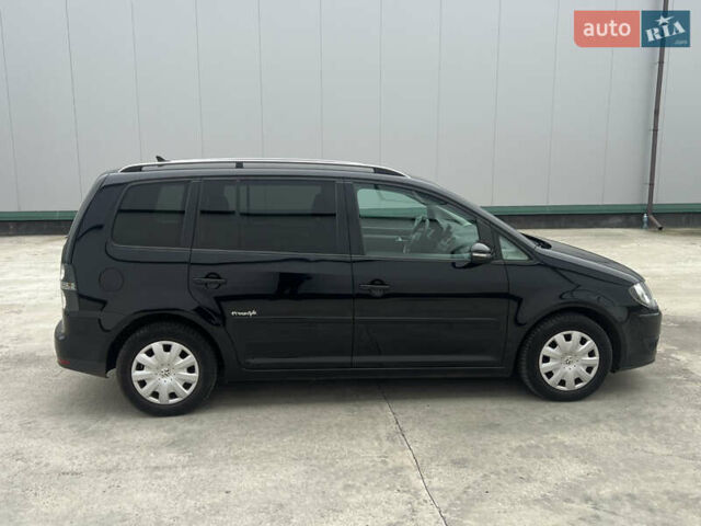 Черный Фольксваген Туран, объемом двигателя 1.4 л и пробегом 213 тыс. км за 8100 $, фото 17 на Automoto.ua