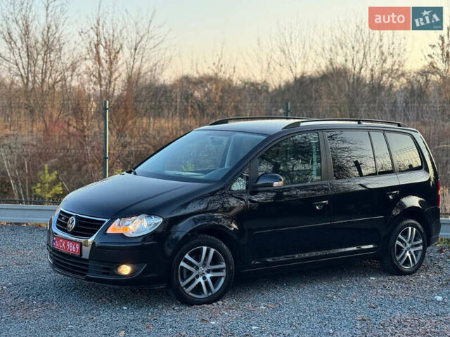 Черный Фольксваген Туран, объемом двигателя 1.6 л и пробегом 215 тыс. км за 7890 $, фото 10 на Automoto.ua