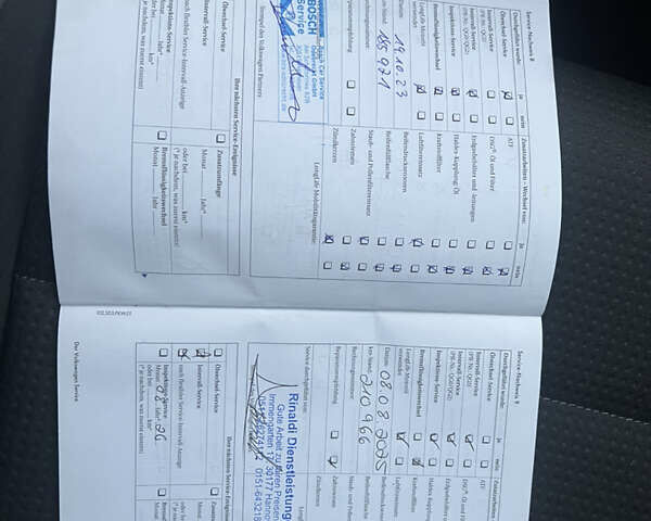 Черный Фольксваген Туран, объемом двигателя 1.4 л и пробегом 213 тыс. км за 8100 $, фото 84 на Automoto.ua