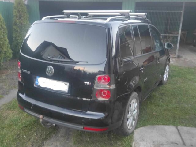 Чорний Фольксваген Туран, об'ємом двигуна 0 л та пробігом 207 тис. км за 8352 $, фото 6 на Automoto.ua