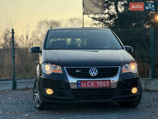 Черный Фольксваген Туран, объемом двигателя 1.6 л и пробегом 215 тыс. км за 7890 $, фото 16 на Automoto.ua