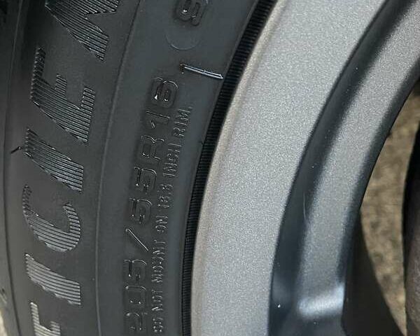 Черный Фольксваген Туран, объемом двигателя 1.4 л и пробегом 238 тыс. км за 7888 $, фото 31 на Automoto.ua