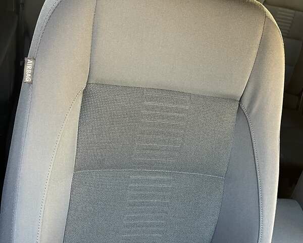 Черный Фольксваген Туран, объемом двигателя 1.4 л и пробегом 238 тыс. км за 7888 $, фото 239 на Automoto.ua