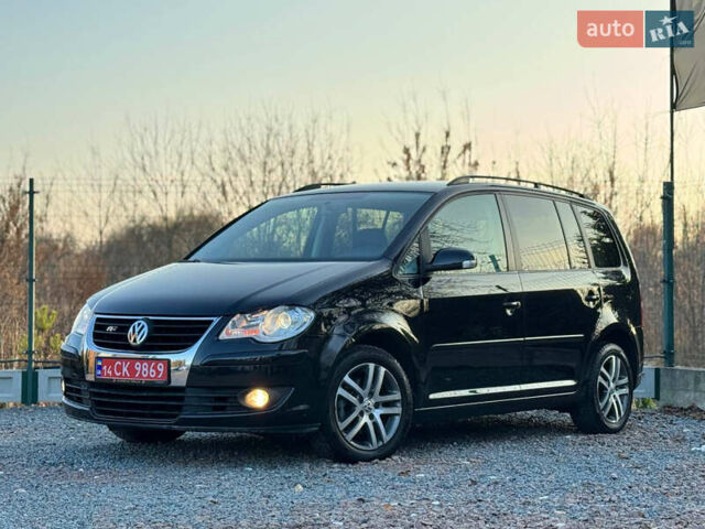 Черный Фольксваген Туран, объемом двигателя 1.6 л и пробегом 215 тыс. км за 7890 $, фото 8 на Automoto.ua
