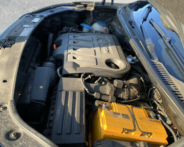 Чорний Фольксваген Туран, об'ємом двигуна 1.6 л та пробігом 227 тис. км за 9600 $, фото 25 на Automoto.ua