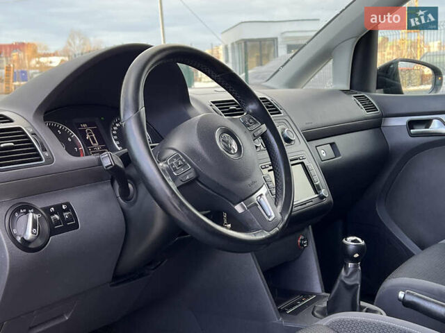 Чорний Фольксваген Туран, об'ємом двигуна 1.4 л та пробігом 187 тис. км за 6999 $, фото 14 на Automoto.ua