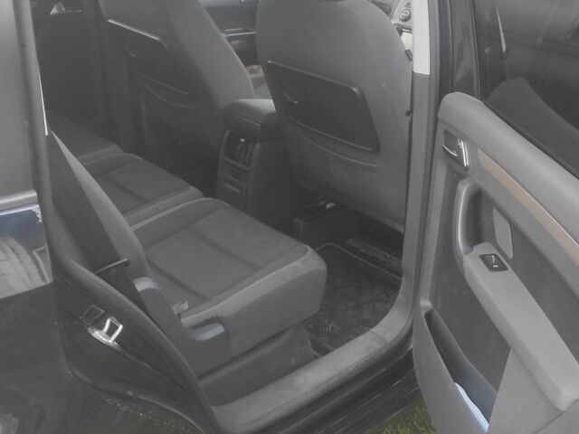 Чорний Фольксваген Туран, об'ємом двигуна 0 л та пробігом 207 тис. км за 8352 $, фото 10 на Automoto.ua