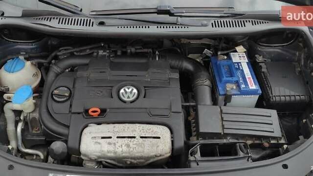 Черный Фольксваген Туран, объемом двигателя 1.39 л и пробегом 195 тыс. км за 8300 $, фото 24 на Automoto.ua