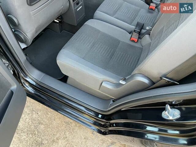 Черный Фольксваген Туран, объемом двигателя 1.4 л и пробегом 238 тыс. км за 7888 $, фото 130 на Automoto.ua