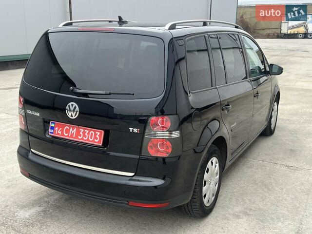 Черный Фольксваген Туран, объемом двигателя 1.4 л и пробегом 213 тыс. км за 8100 $, фото 13 на Automoto.ua