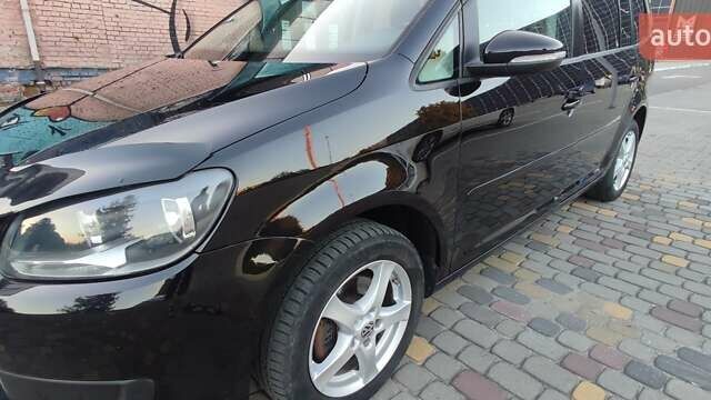 Чорний Фольксваген Туран, об'ємом двигуна 1.6 л та пробігом 258 тис. км за 10700 $, фото 8 на Automoto.ua