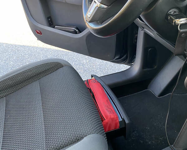 Чорний Фольксваген Туран, об'ємом двигуна 1.6 л та пробігом 227 тис. км за 9600 $, фото 32 на Automoto.ua