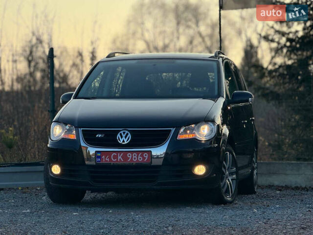 Черный Фольксваген Туран, объемом двигателя 1.6 л и пробегом 215 тыс. км за 7890 $, фото 9 на Automoto.ua