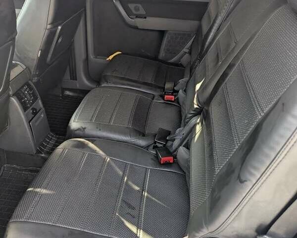 Черный Фольксваген Туран, объемом двигателя 2 л и пробегом 236 тыс. км за 9800 $, фото 9 на Automoto.ua