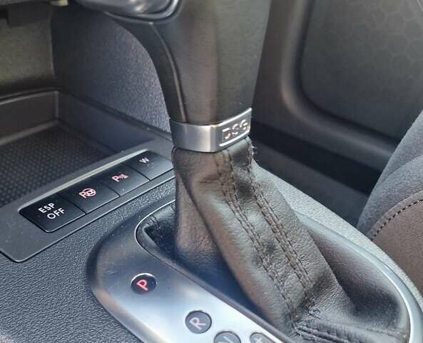 Черный Фольксваген Туран, объемом двигателя 1.4 л и пробегом 197 тыс. км за 8600 $, фото 26 на Automoto.ua