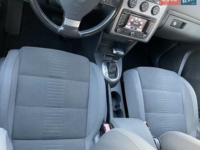 Черный Фольксваген Туран, объемом двигателя 1.4 л и пробегом 238 тыс. км за 7888 $, фото 69 на Automoto.ua