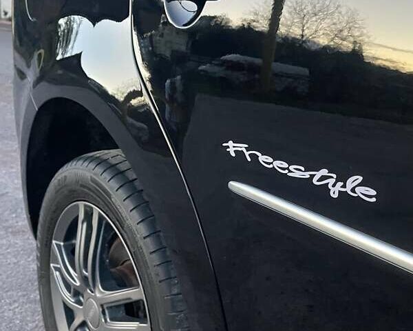 Черный Фольксваген Туран, объемом двигателя 1.4 л и пробегом 238 тыс. км за 7888 $, фото 196 на Automoto.ua