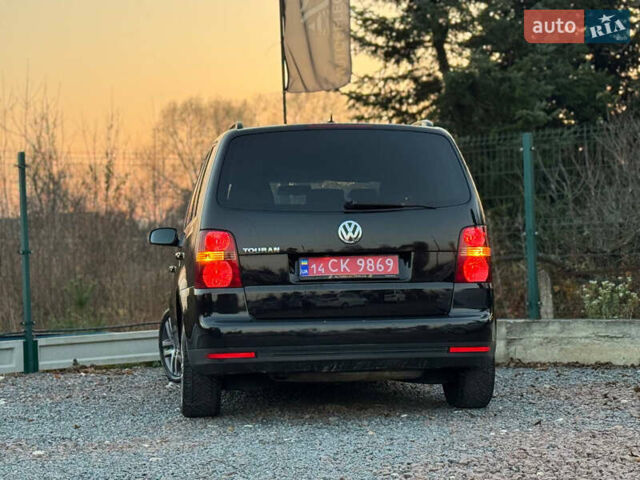 Черный Фольксваген Туран, объемом двигателя 1.6 л и пробегом 215 тыс. км за 7890 $, фото 31 на Automoto.ua