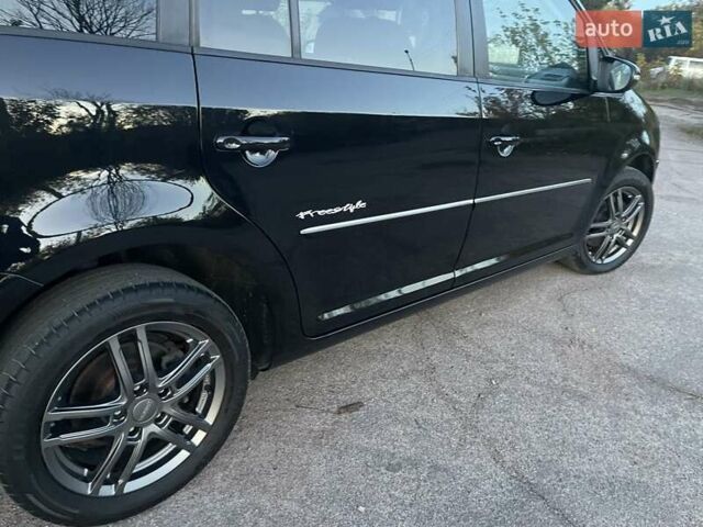 Черный Фольксваген Туран, объемом двигателя 1.4 л и пробегом 238 тыс. км за 7888 $, фото 202 на Automoto.ua