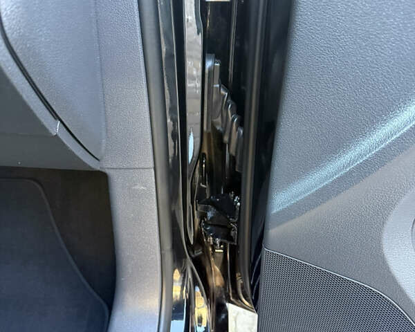 Чорний Фольксваген Туран, об'ємом двигуна 1.4 л та пробігом 192 тис. км за 10600 $, фото 51 на Automoto.ua