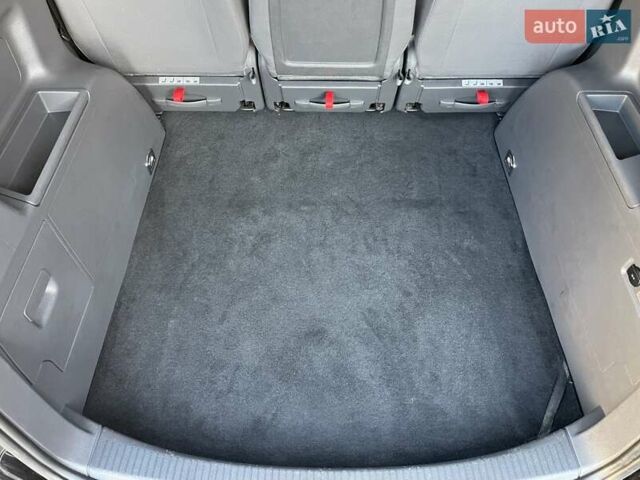 Черный Фольксваген Туран, объемом двигателя 1.4 л и пробегом 238 тыс. км за 7888 $, фото 227 на Automoto.ua