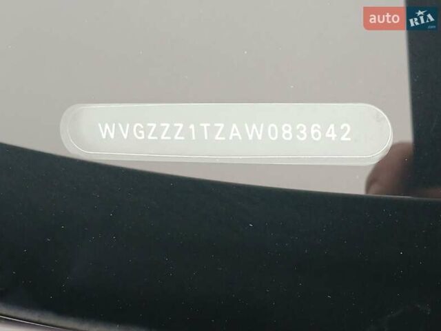 Черный Фольксваген Туран, объемом двигателя 1.6 л и пробегом 249 тыс. км за 7999 $, фото 44 на Automoto.ua